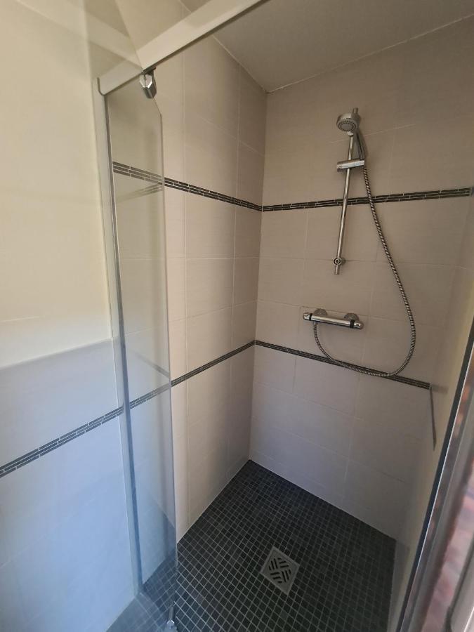 Agreable Appartement Avec Spa Proche De La Foret Brechaumont Luaran gambar