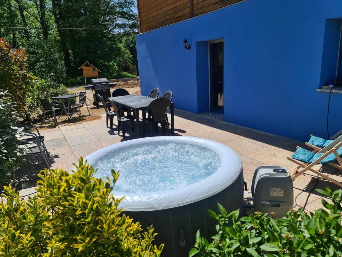 Agreable Appartement Avec Spa Proche De La Foret Brechaumont Luaran gambar