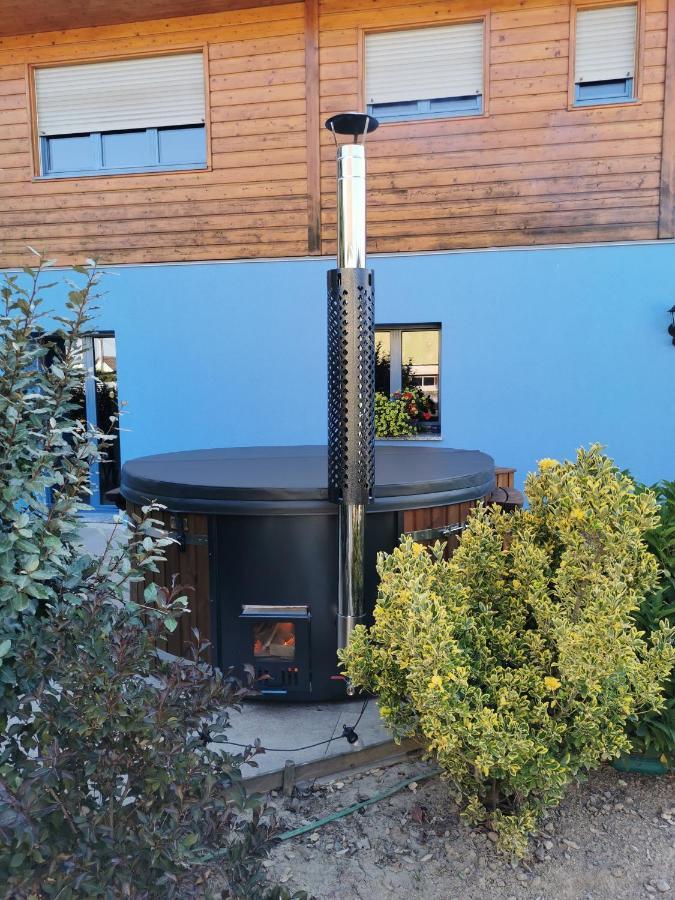 Agreable Appartement Avec Spa Proche De La Foret Brechaumont Luaran gambar